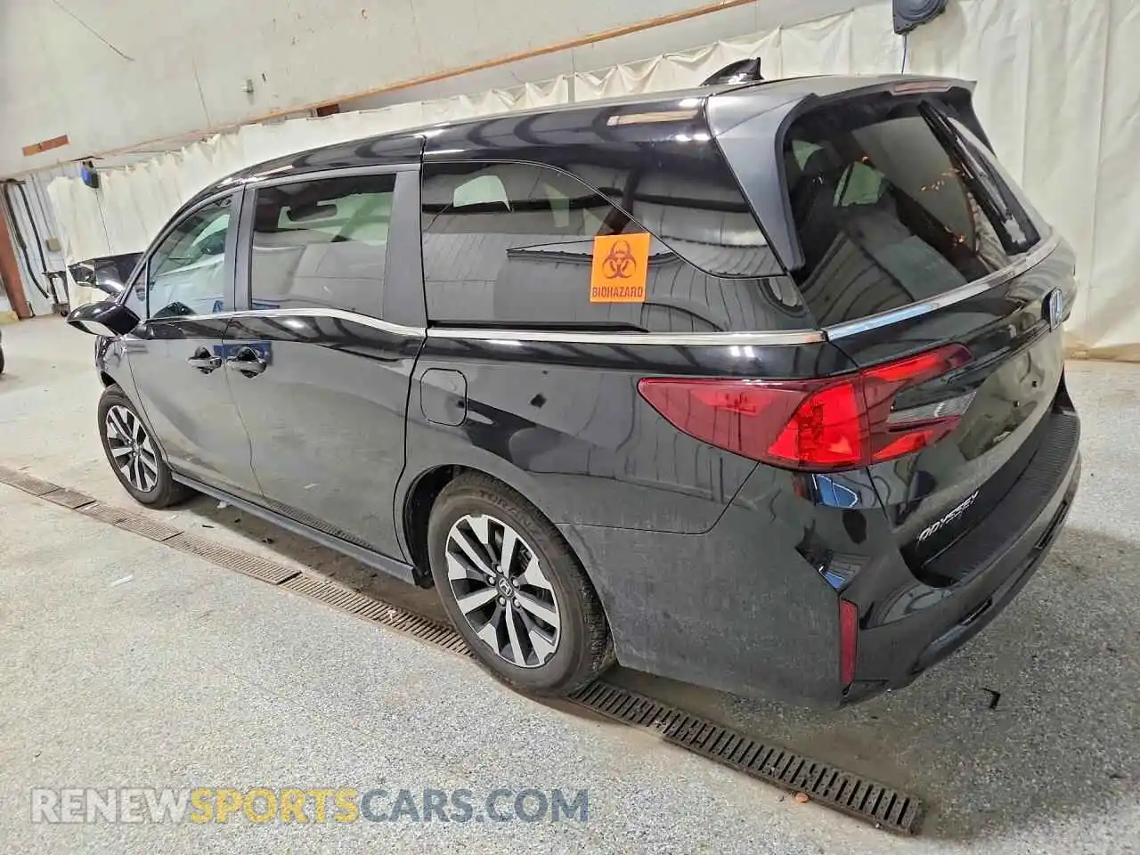 2 Photograph of a damaged car 5FNRL6H61SB088331 HONDA ODYSSEY 2025