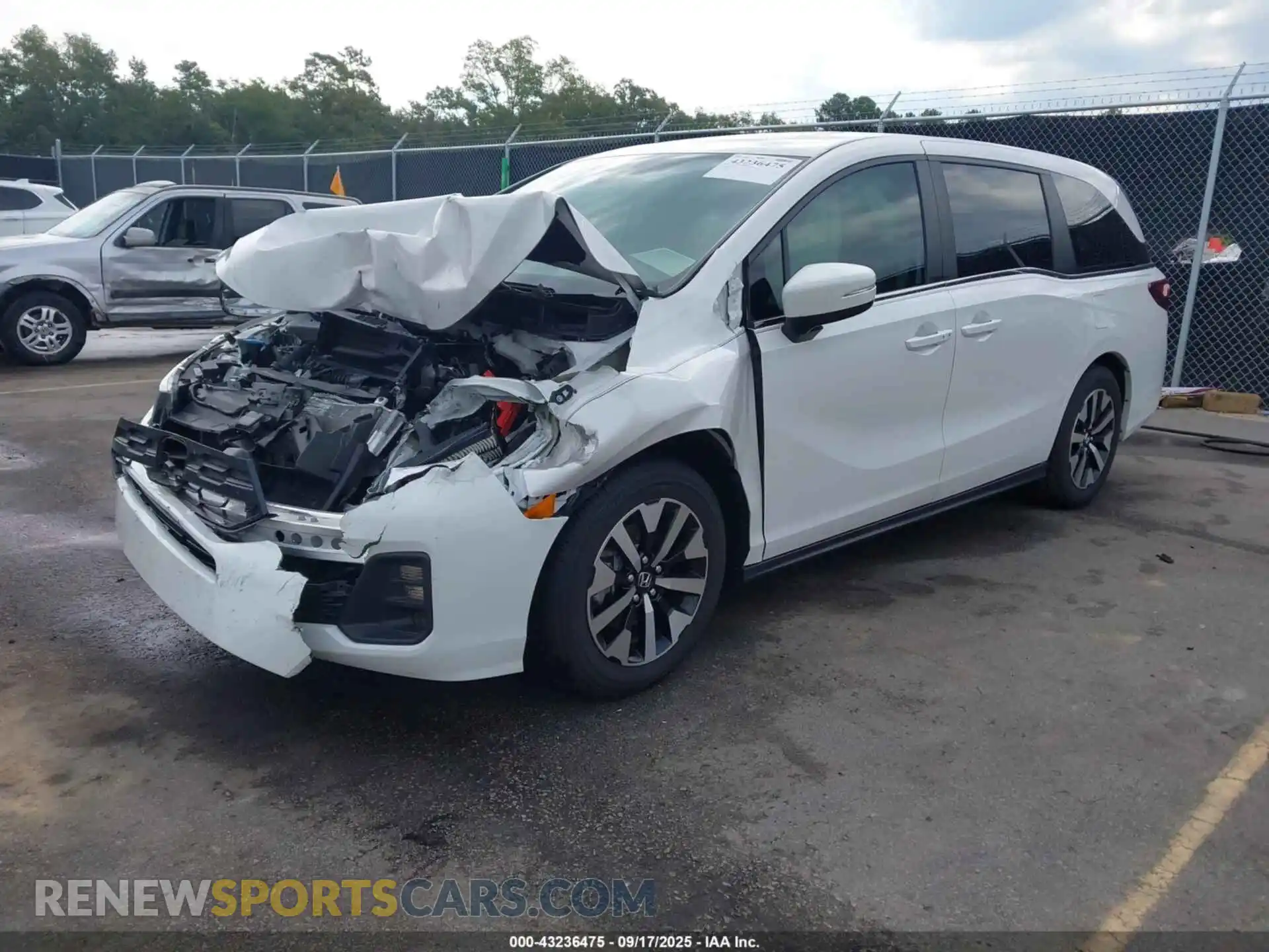2 Photograph of a damaged car 5FNRL6H62SB021480 HONDA ODYSSEY 2025