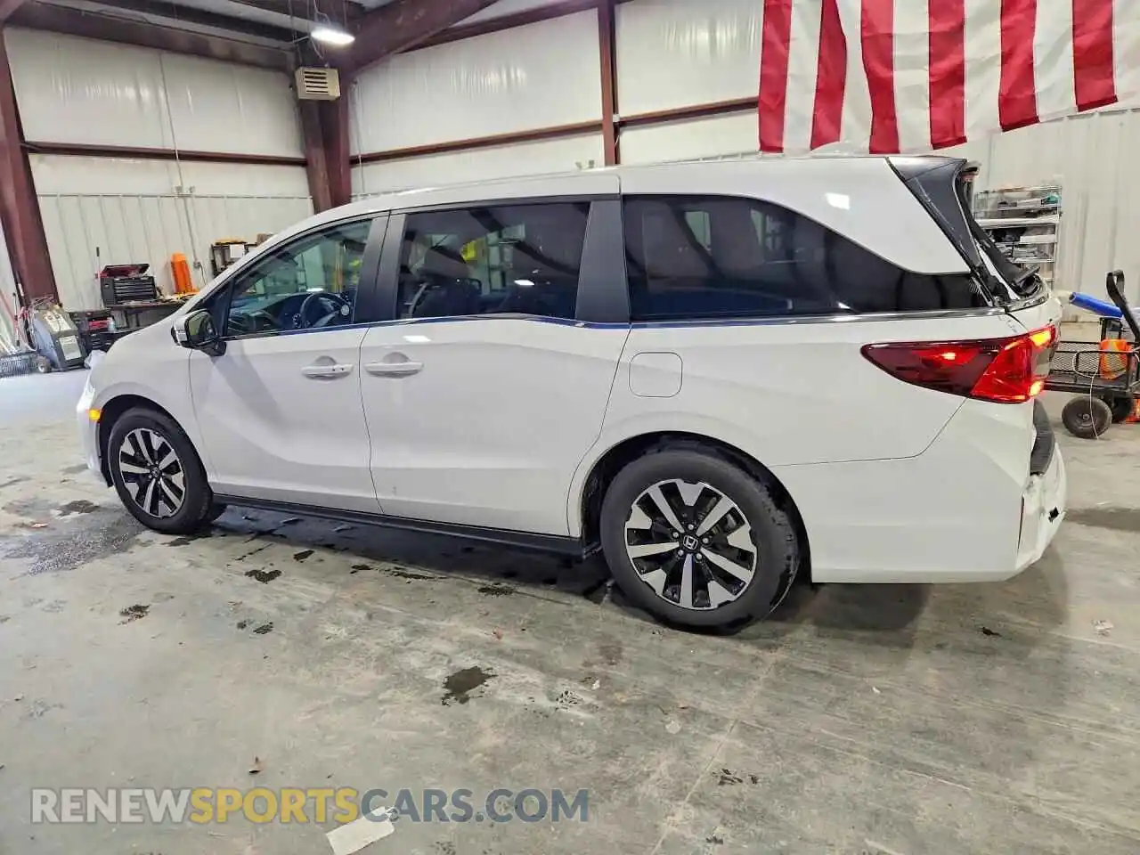 2 Photograph of a damaged car 5FNRL6H63SB078772 HONDA ODYSSEY 2025