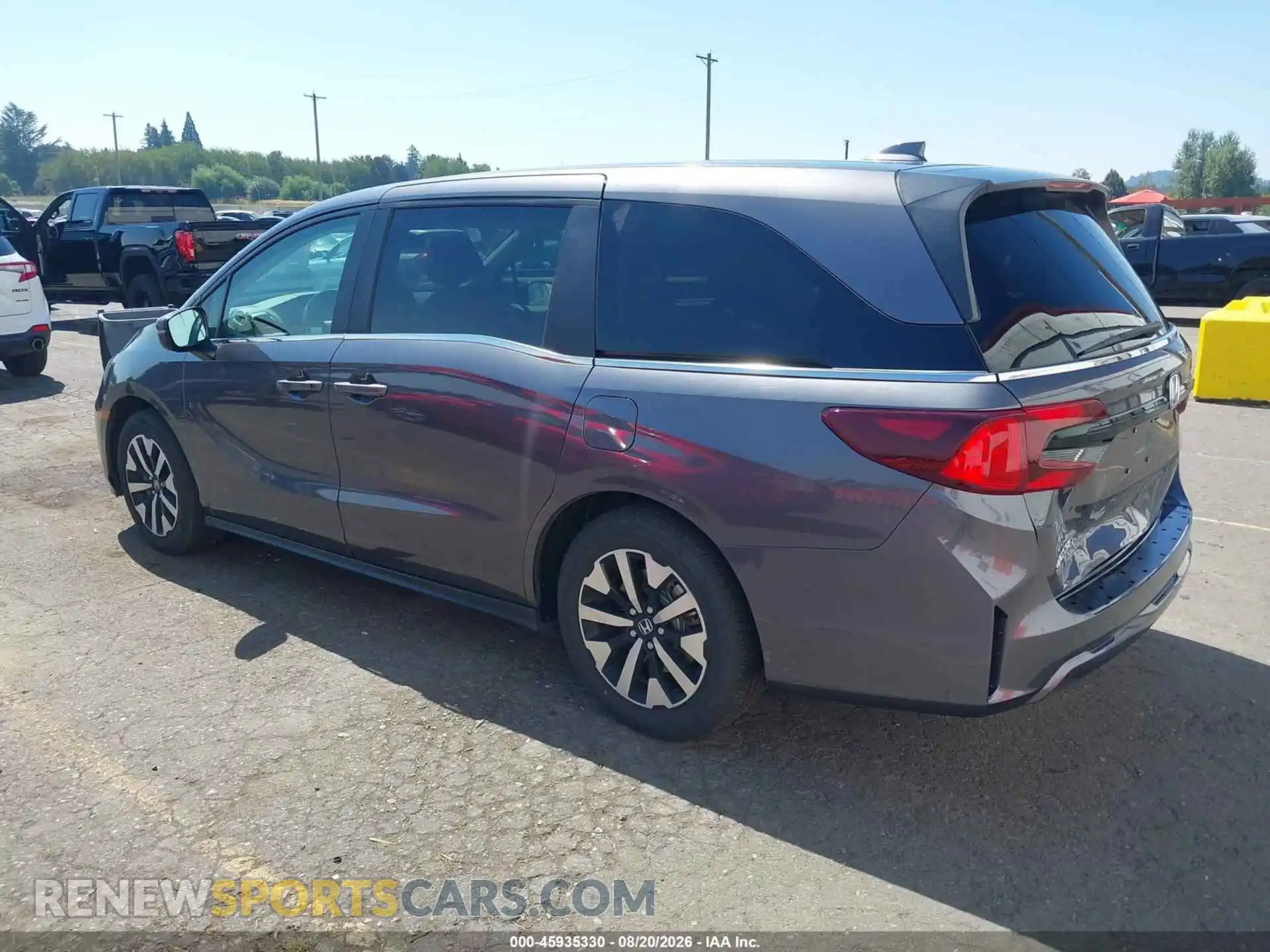 3 Photograph of a damaged car 5FNRL6H63SB082014 HONDA ODYSSEY 2025