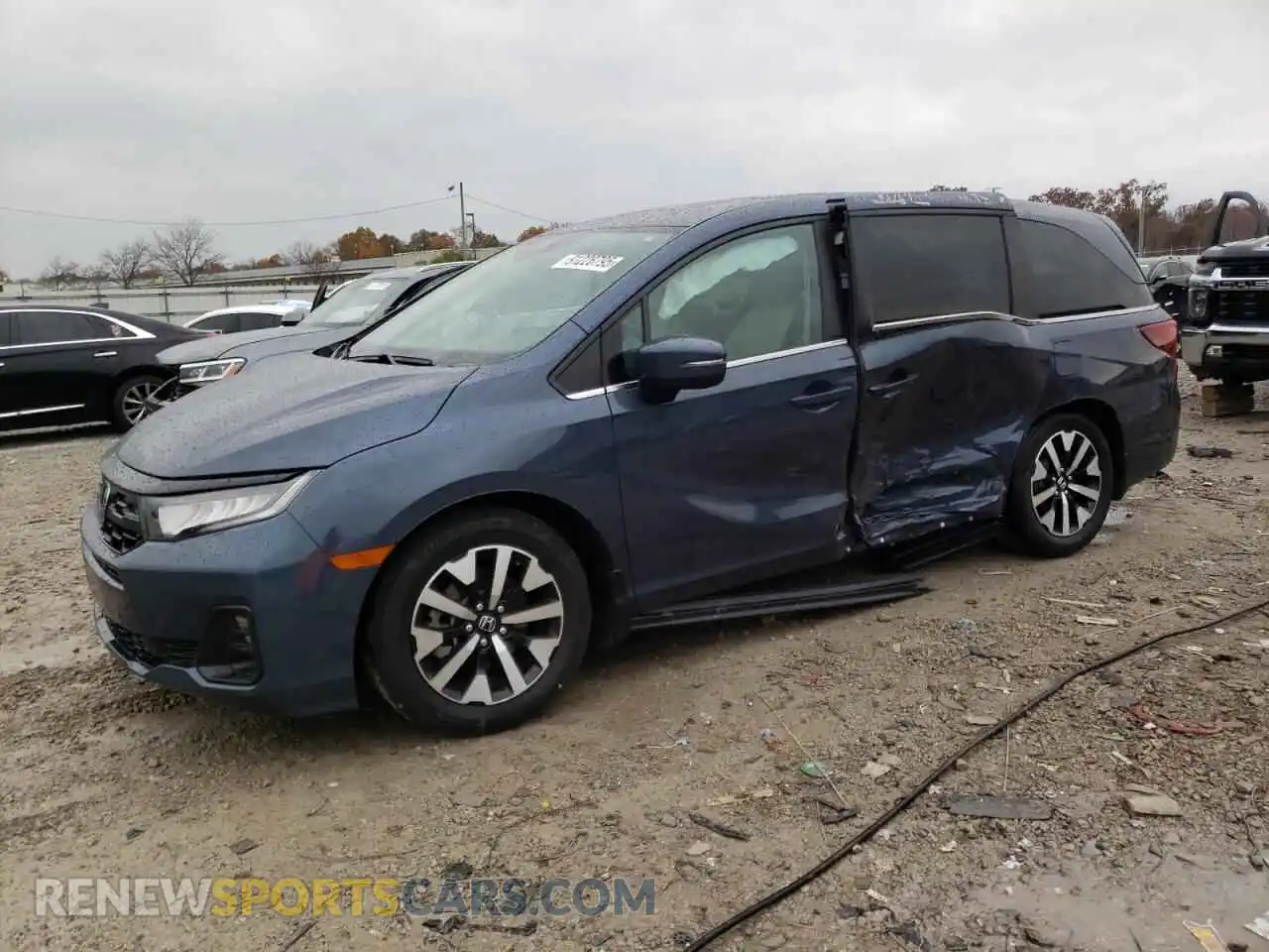 1 Photograph of a damaged car 5FNRL6H64SB017852 HONDA ODYSSEY 2025