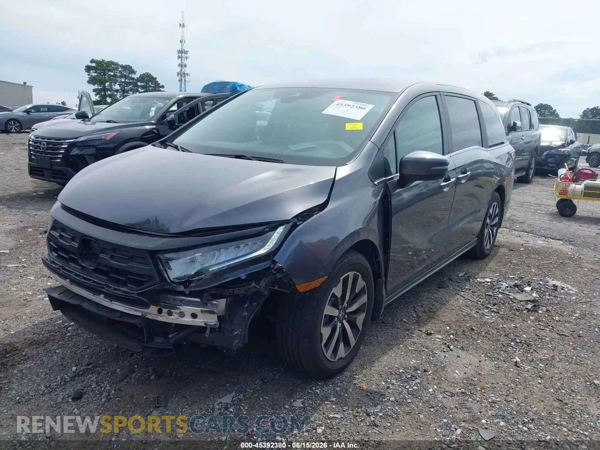 2 Photograph of a damaged car 5FNRL6H64SB052441 HONDA ODYSSEY 2025