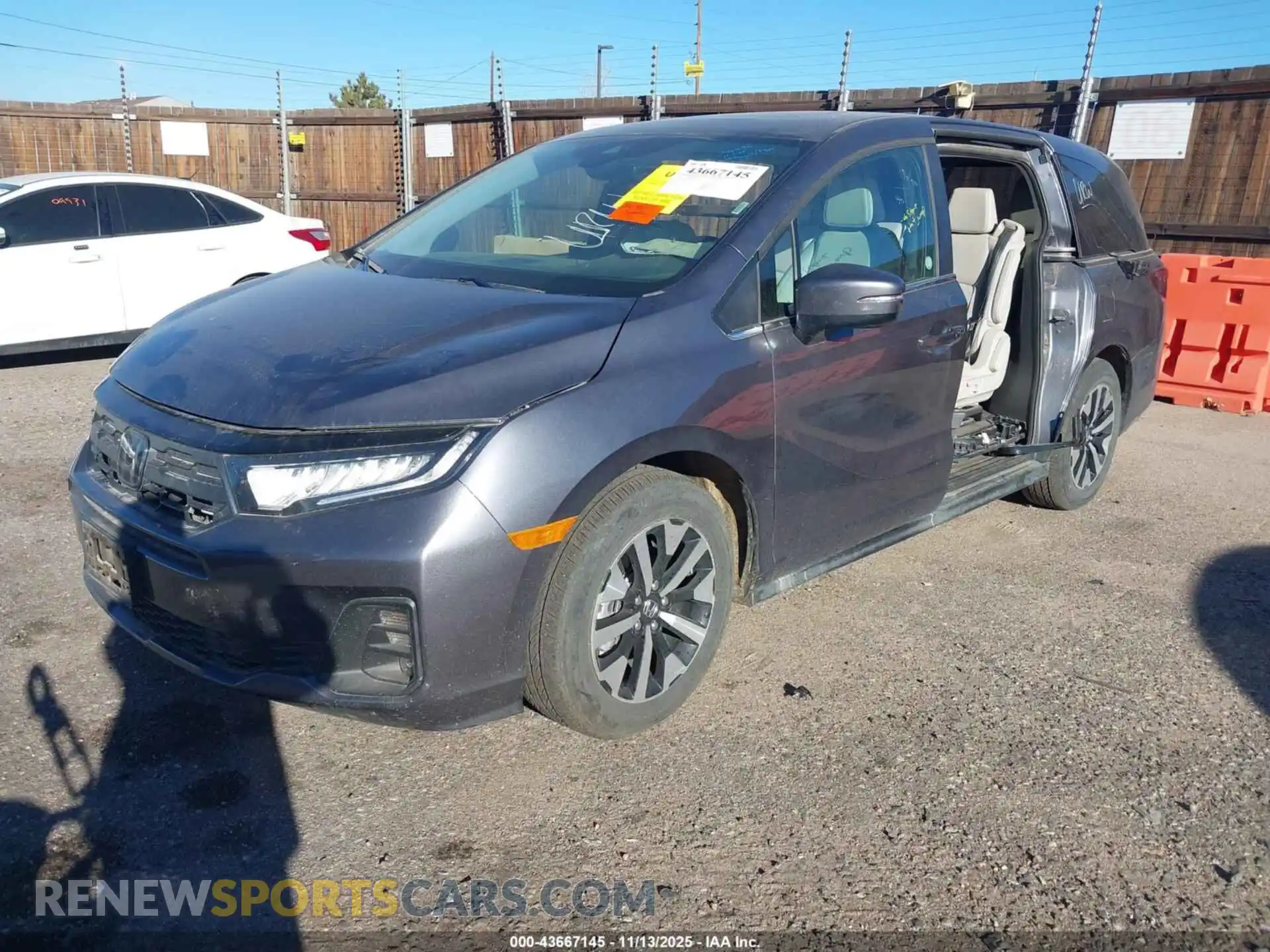 2 Фотография поврежденного автомобиля 5FNRL6H64SB073676 HONDA ODYSSEY 2025