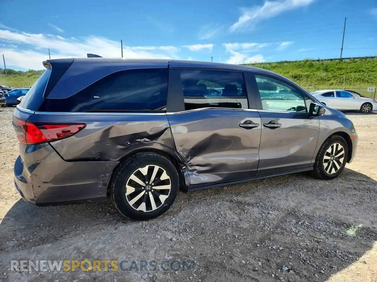 3 Photograph of a damaged car 5FNRL6H65SB031856 HONDA ODYSSEY 2025