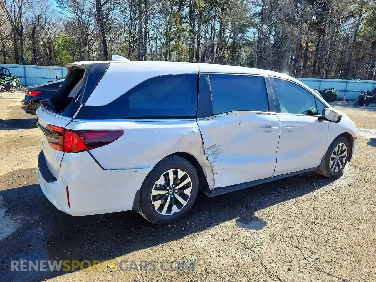 3 Photograph of a damaged car 5FNRL6H65SB069880 HONDA ODYSSEY 2025