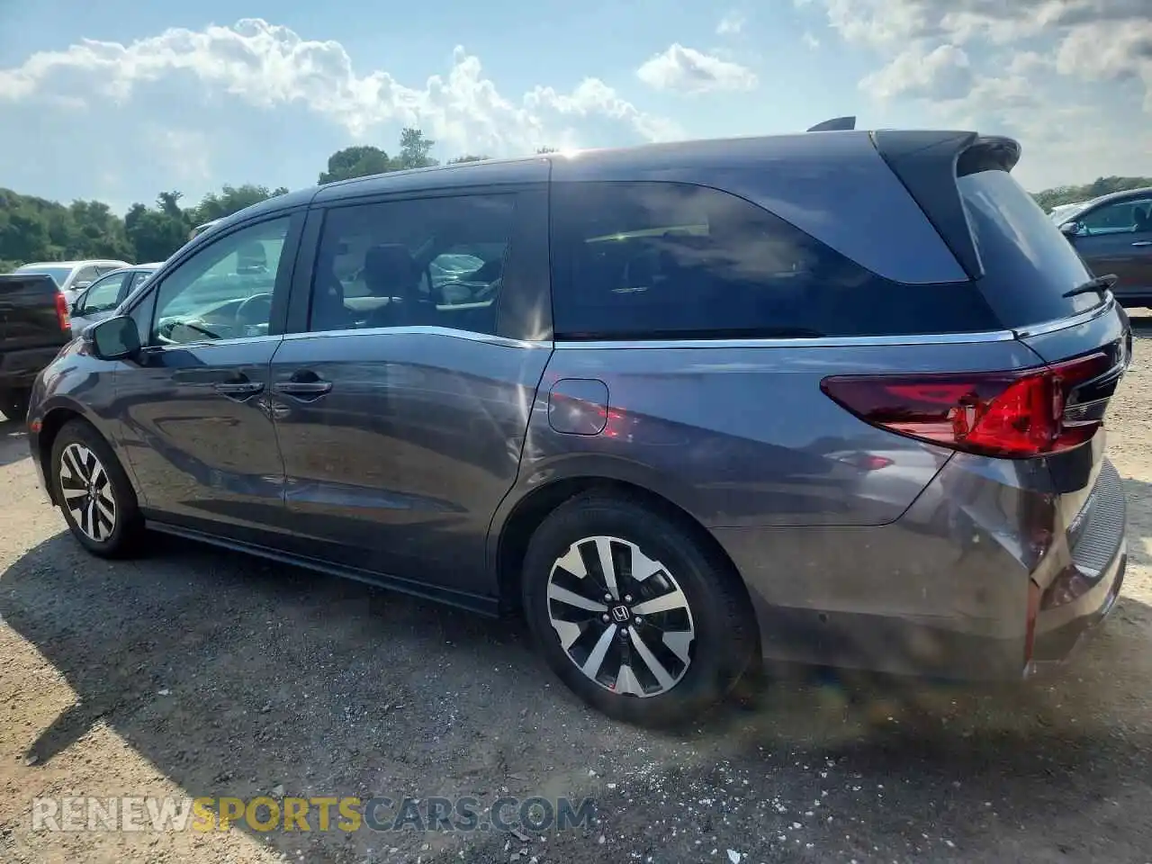 2 Photograph of a damaged car 5FNRL6H65SB075730 HONDA ODYSSEY 2025