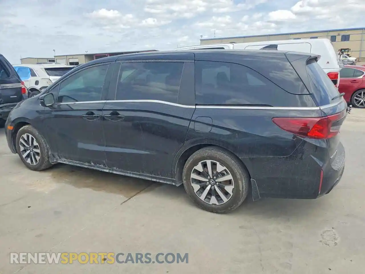 2 Photograph of a damaged car 5FNRL6H66SB035916 HONDA ODYSSEY 2025