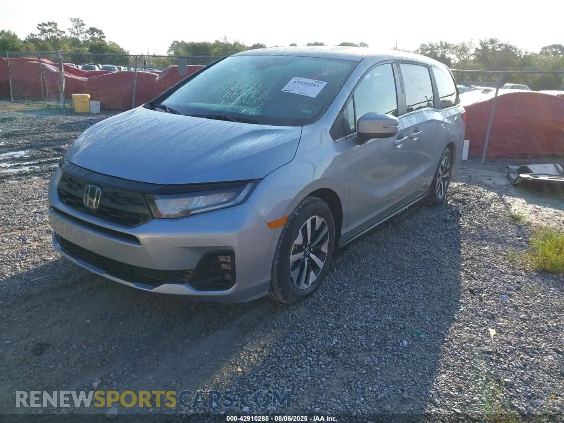 2 Photograph of a damaged car 5FNRL6H66SB085294 HONDA ODYSSEY 2025