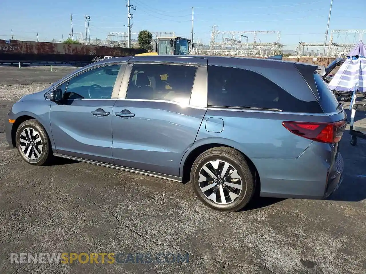2 Photograph of a damaged car 5FNRL6H67SB024200 HONDA ODYSSEY 2025