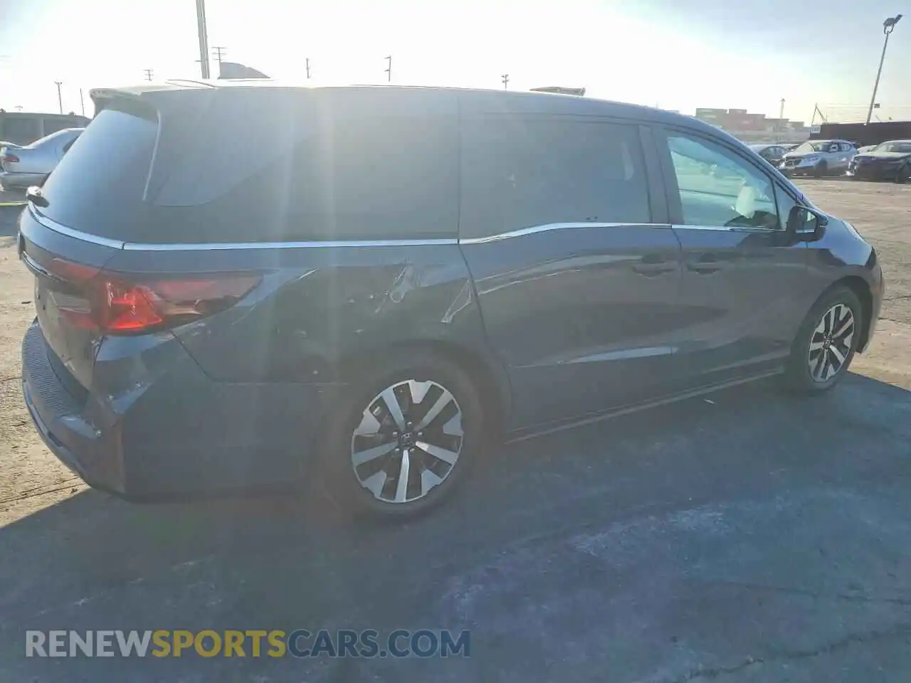 3 Photograph of a damaged car 5FNRL6H67SB024200 HONDA ODYSSEY 2025