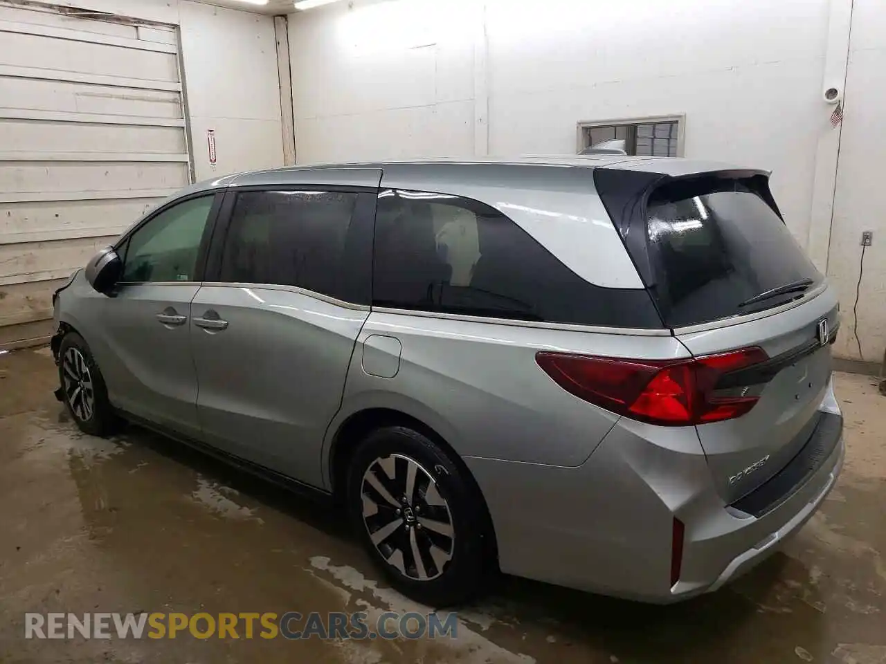 2 Photograph of a damaged car 5FNRL6H67SB071971 HONDA ODYSSEY 2025