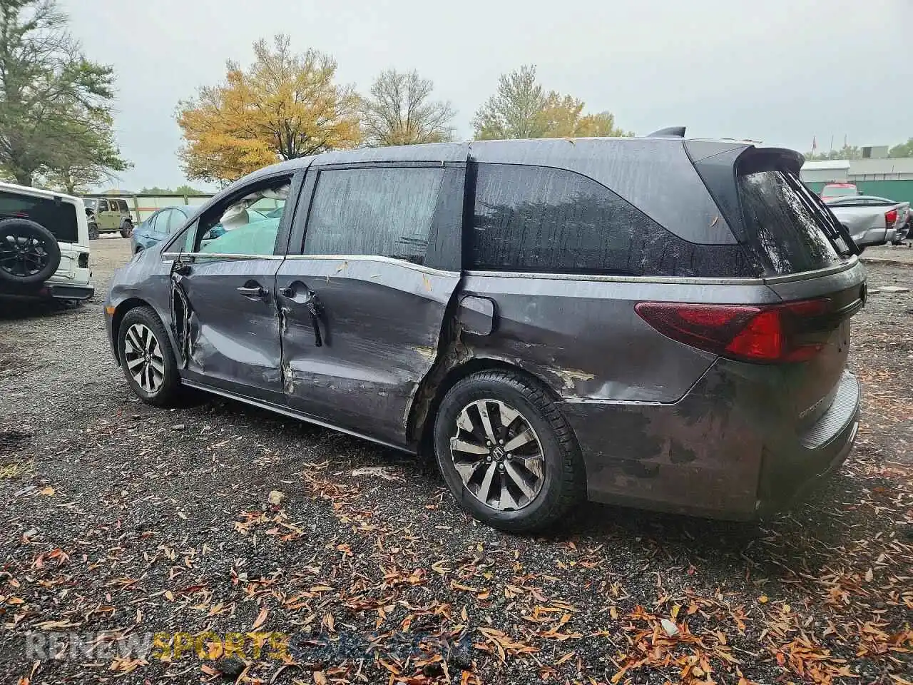 2 fotografías del automóvil dañado 5FNRL6H68SB080064 HONDA ODYSSEY 2025