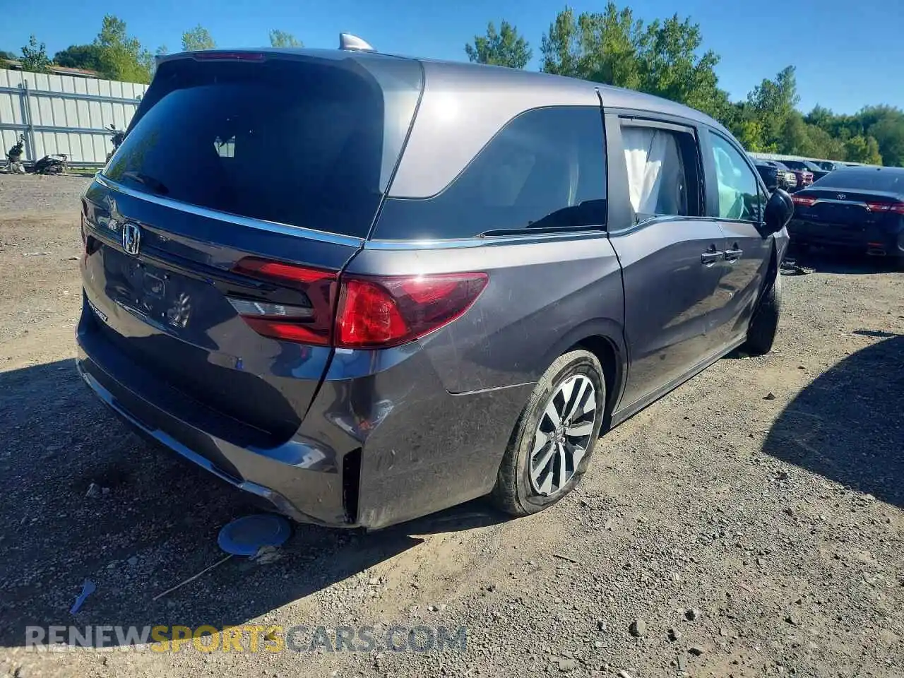 3 Photograph of a damaged car 5FNRL6H69SB082275 HONDA ODYSSEY 2025
