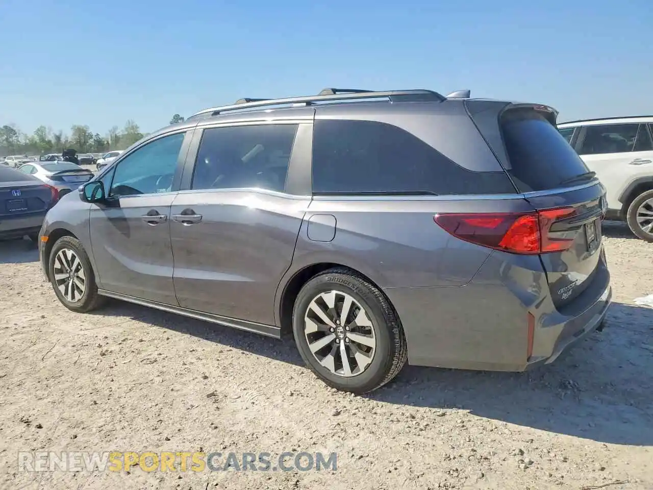 2 Photograph of a damaged car 5FNRL6H66TB007129 HONDA ODYSSEY 2026