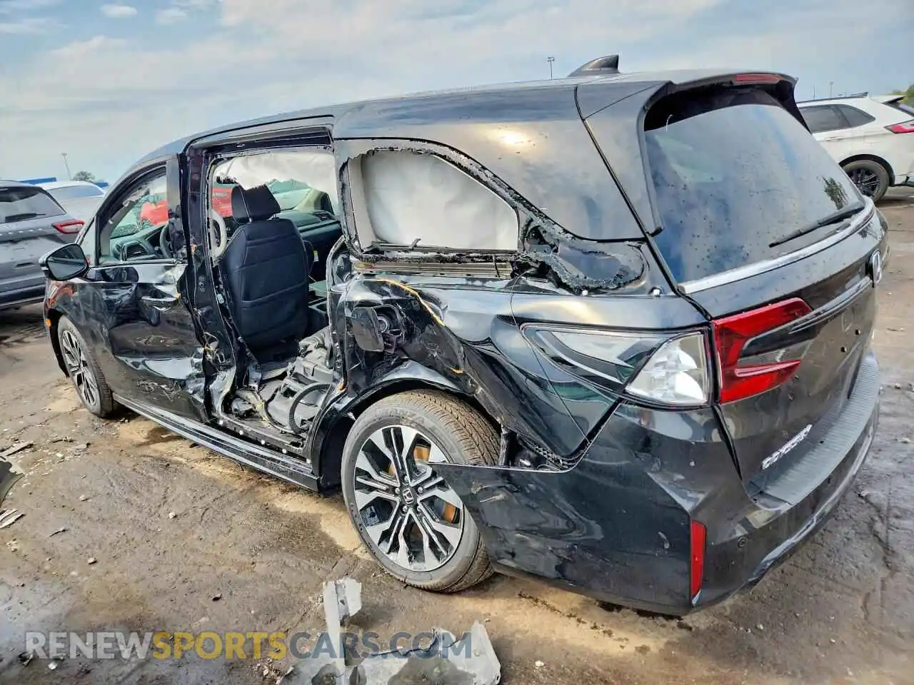 2 Photograph of a damaged car 5FNRL6H98TB080318 HONDA ODYSSEY 2026