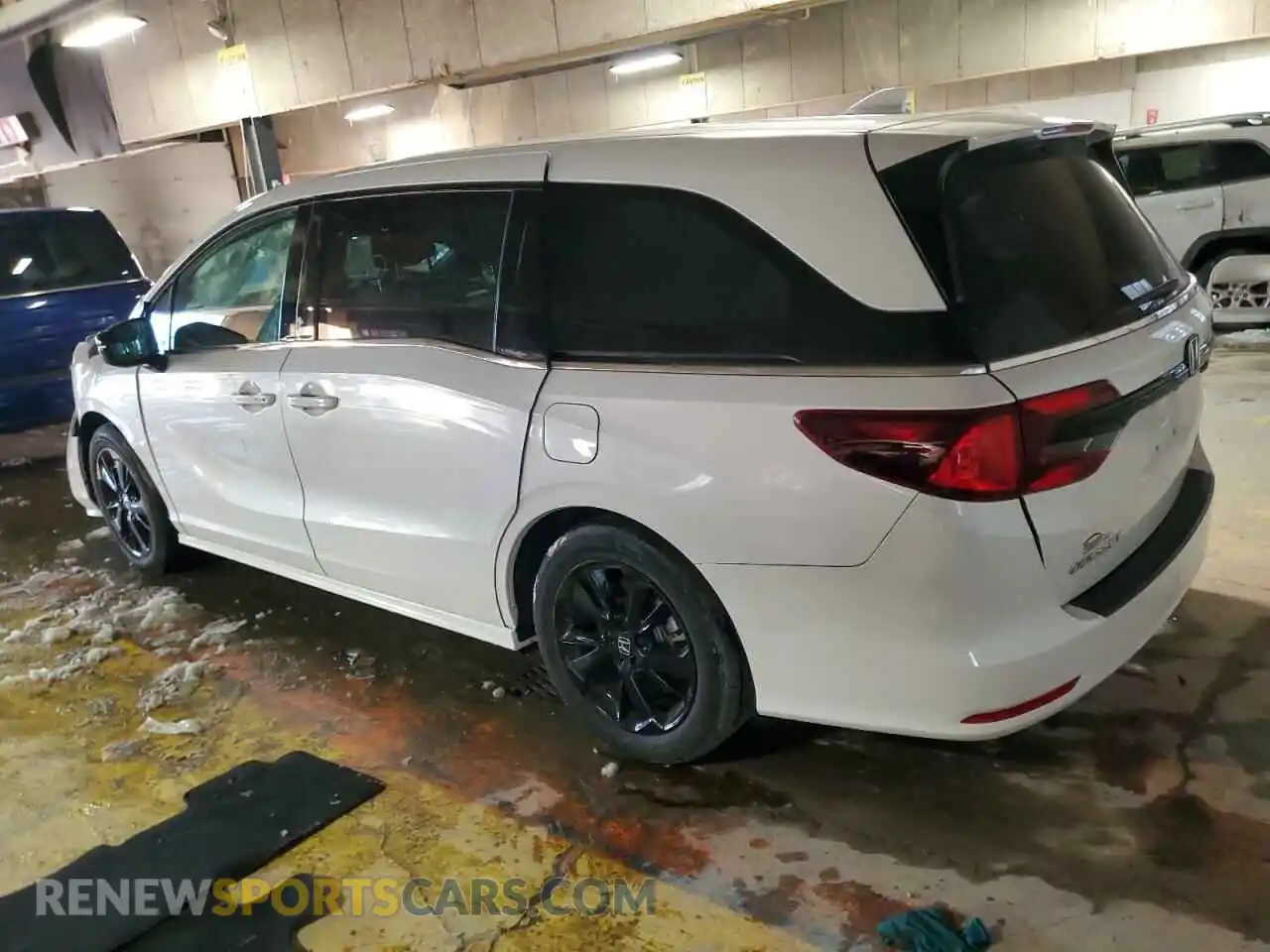 2 Photograph of a damaged car 5FNRL6H7XPB001834 HONDA ODYSSEY SP 2023