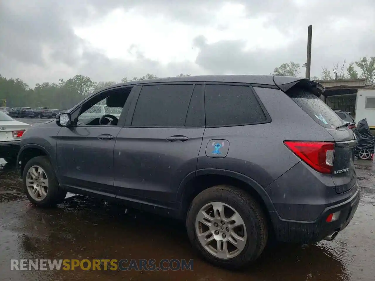 2 fotografías del automóvil dañado 5FNYF8H50KB028465 HONDA PASSPORT 2019