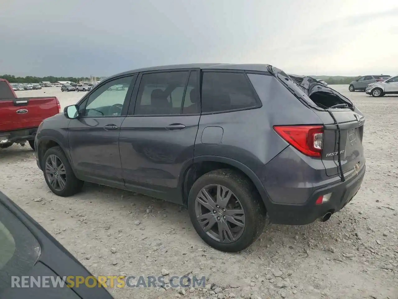 2 fotografías del automóvil dañado 5FNYF8H51KB027907 HONDA PASSPORT 2019