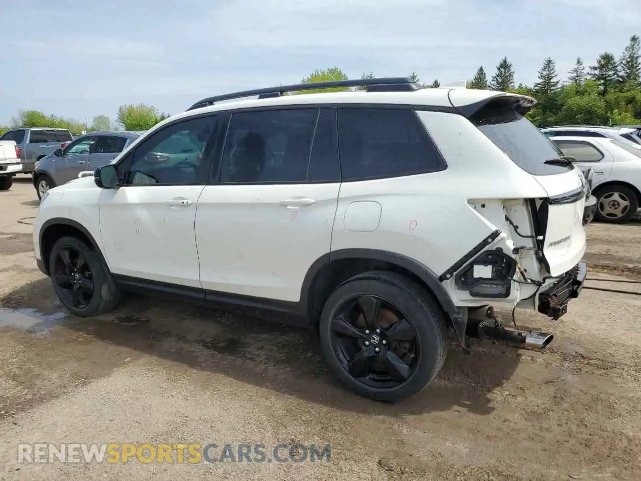 2 fotografías del automóvil dañado 5FNYF8H97KB501488 HONDA PASSPORT 2019