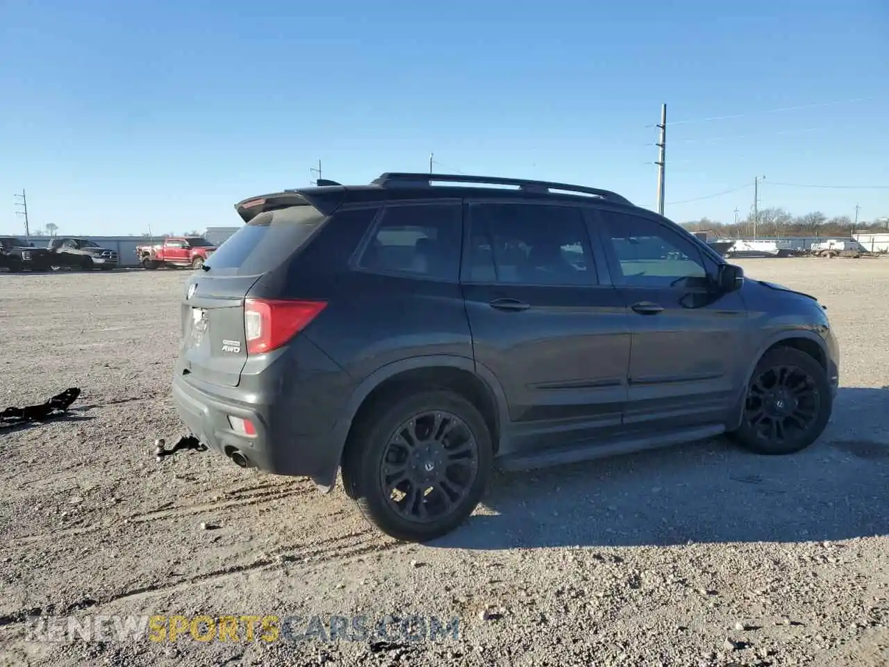 3 Photograph of a damaged car 5FNYF8H9XLB005604 HONDA PASSPORT 2020