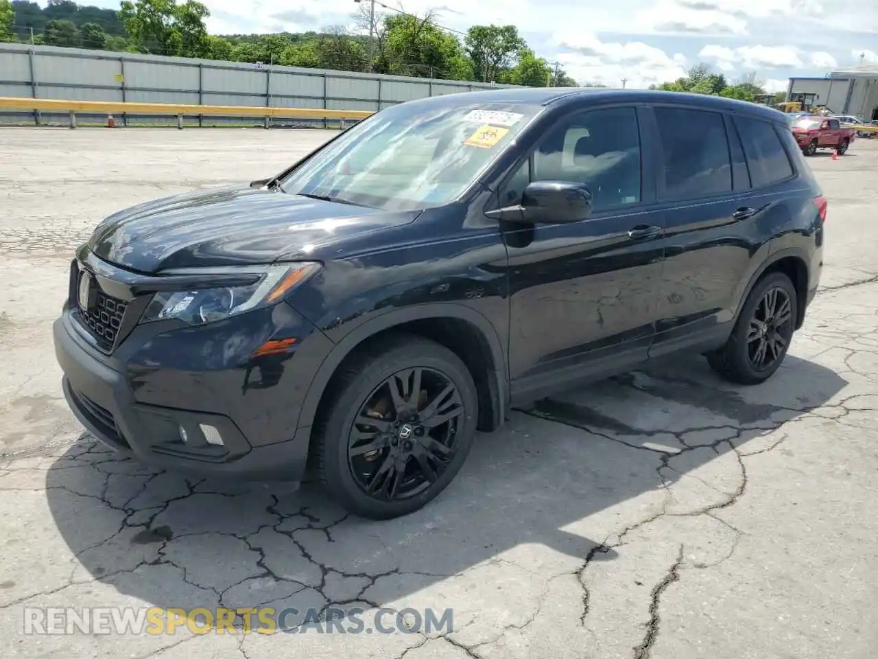 1 Photograph of a damaged car 5FNYF7H29MB014499 HONDA PASSPORT 2021