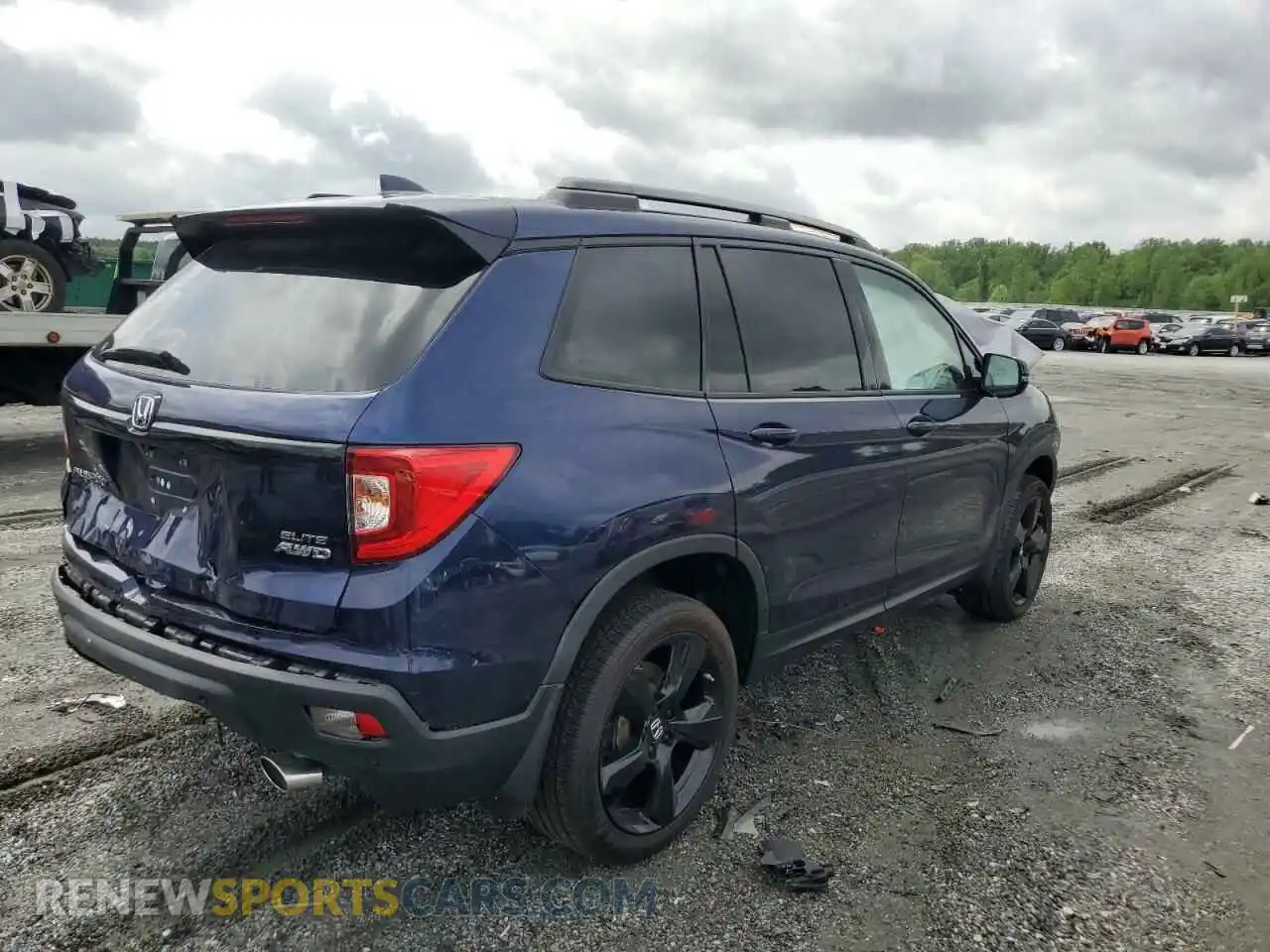 3 Фотография поврежденного автомобиля 5FNYF8H04MB023356 HONDA PASSPORT 2021