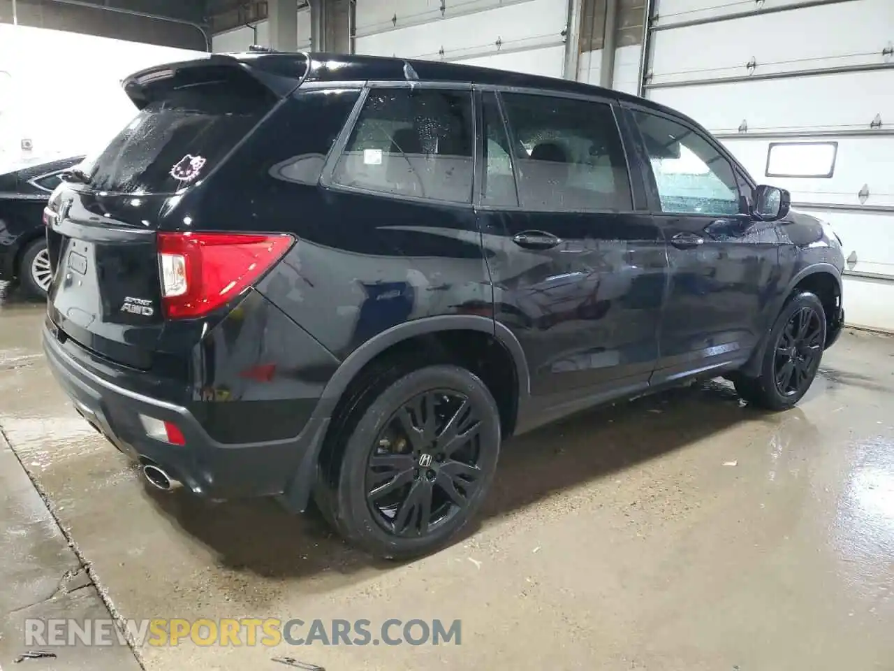 3 Photograph of a damaged car 5FNYF8H25MB043181 HONDA PASSPORT 2021