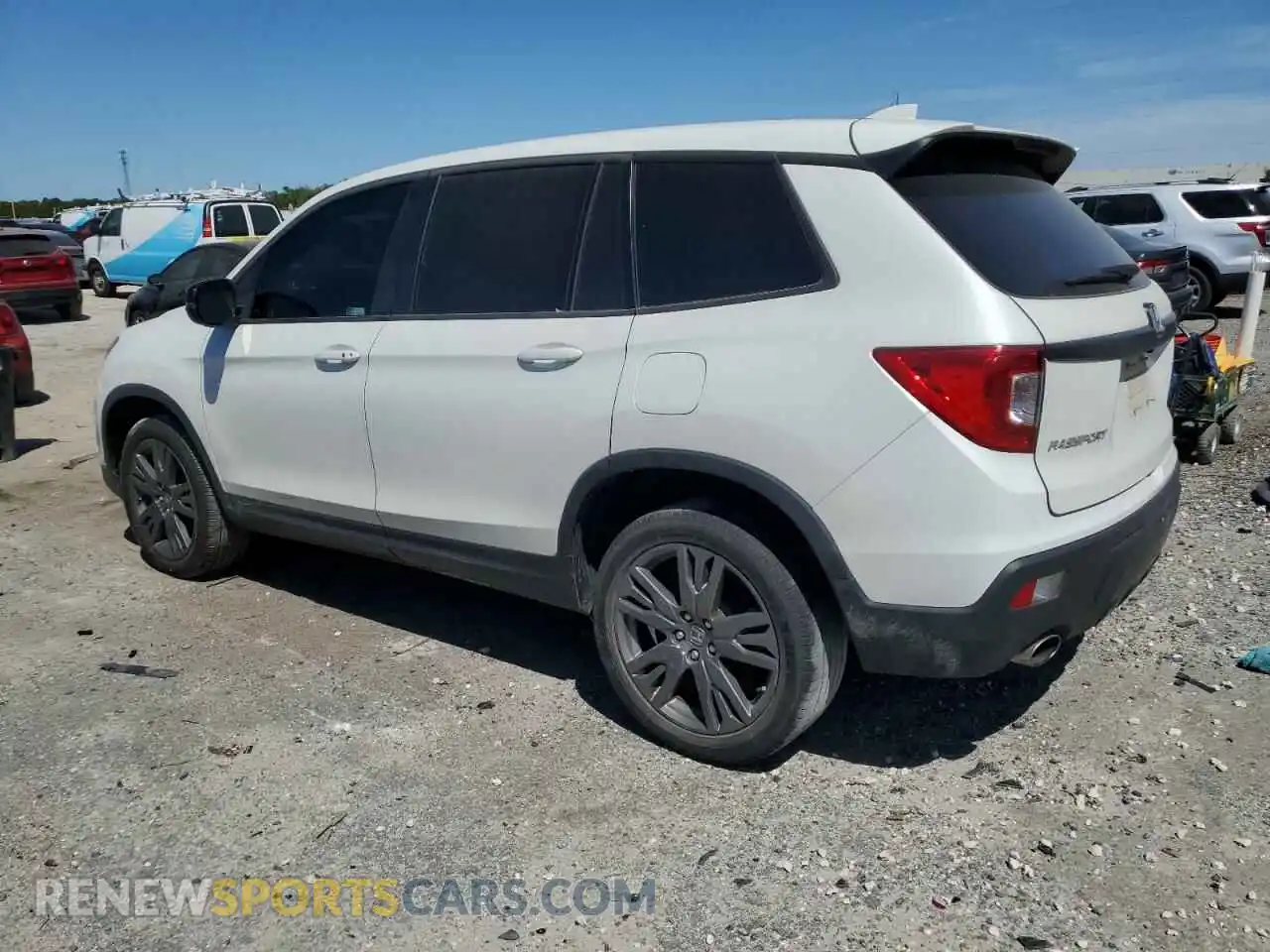2 Photograph of a damaged car 5FNYF8H55MB015679 HONDA PASSPORT 2021