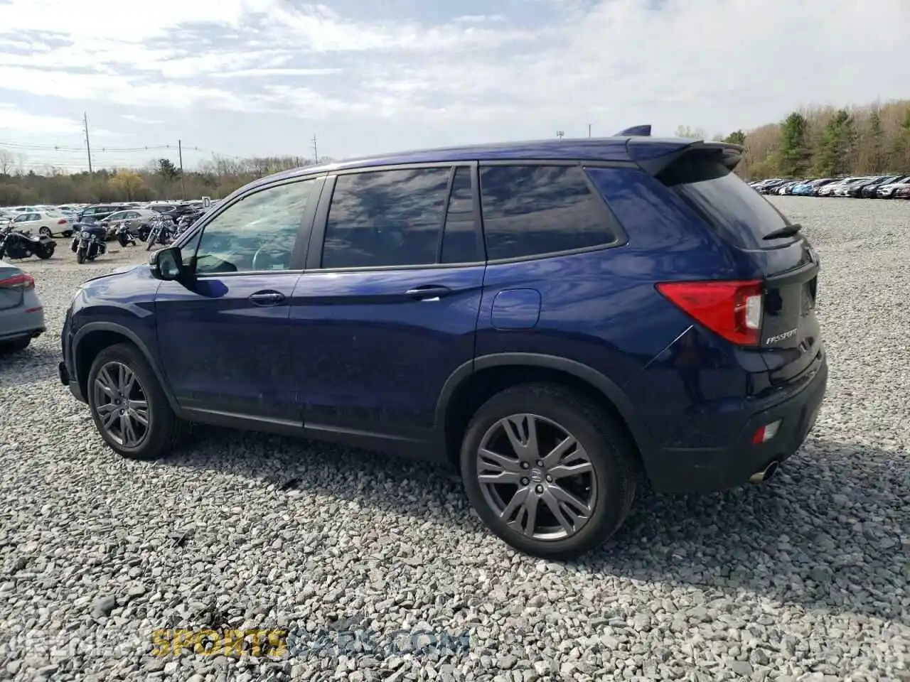 2 Photograph of a damaged car 5FNYF8H58MB041855 HONDA PASSPORT 2021