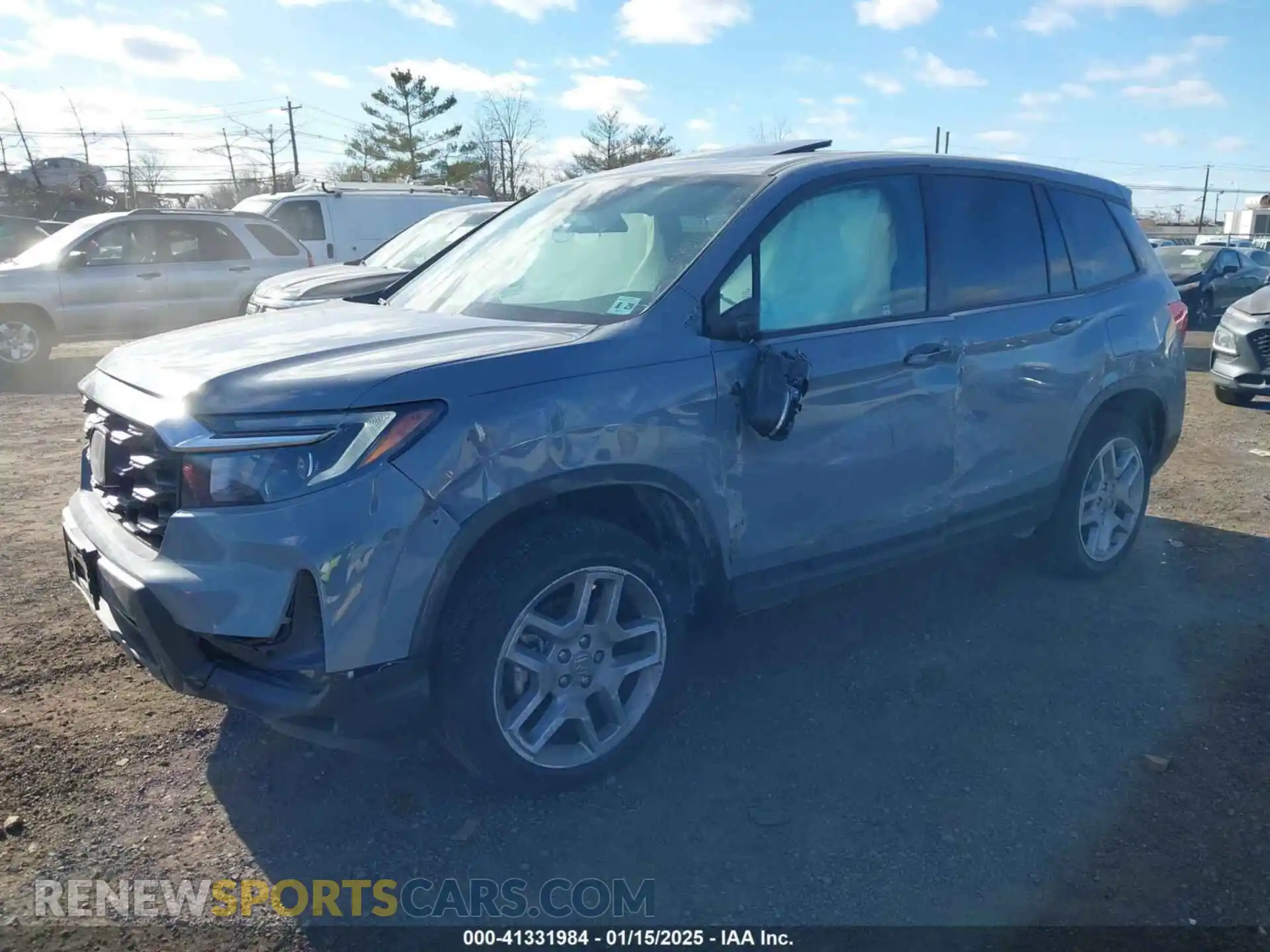 2 Фотография поврежденного автомобиля 5FNYF8H53SB001311 HONDA PASSPORT 2025