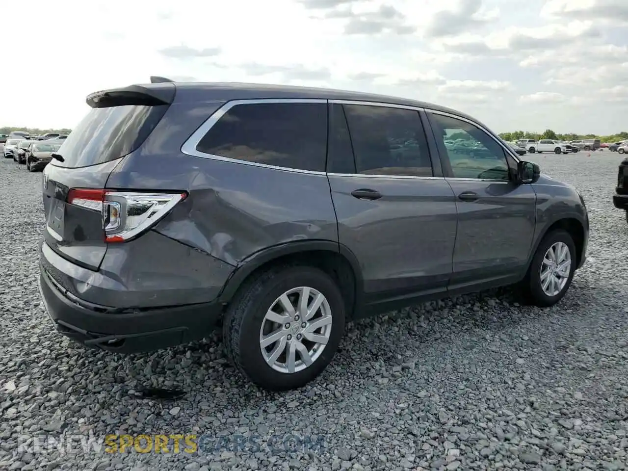 3 Photograph of a damaged car 5FNYF5H19KB016889 HONDA PILOT 2019