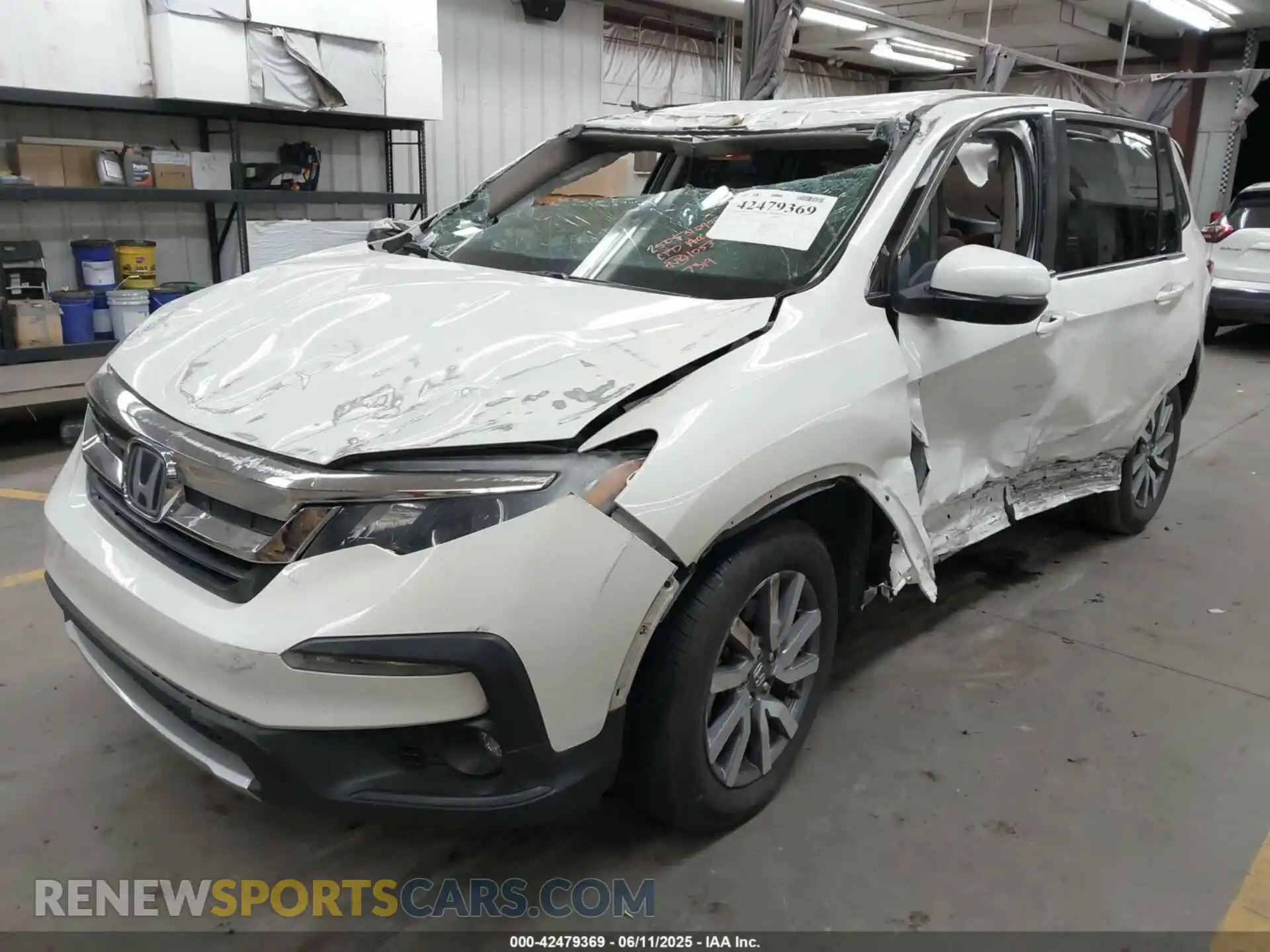 2 Photograph of a damaged car 5FNYF5H34KB017319 HONDA PILOT 2019