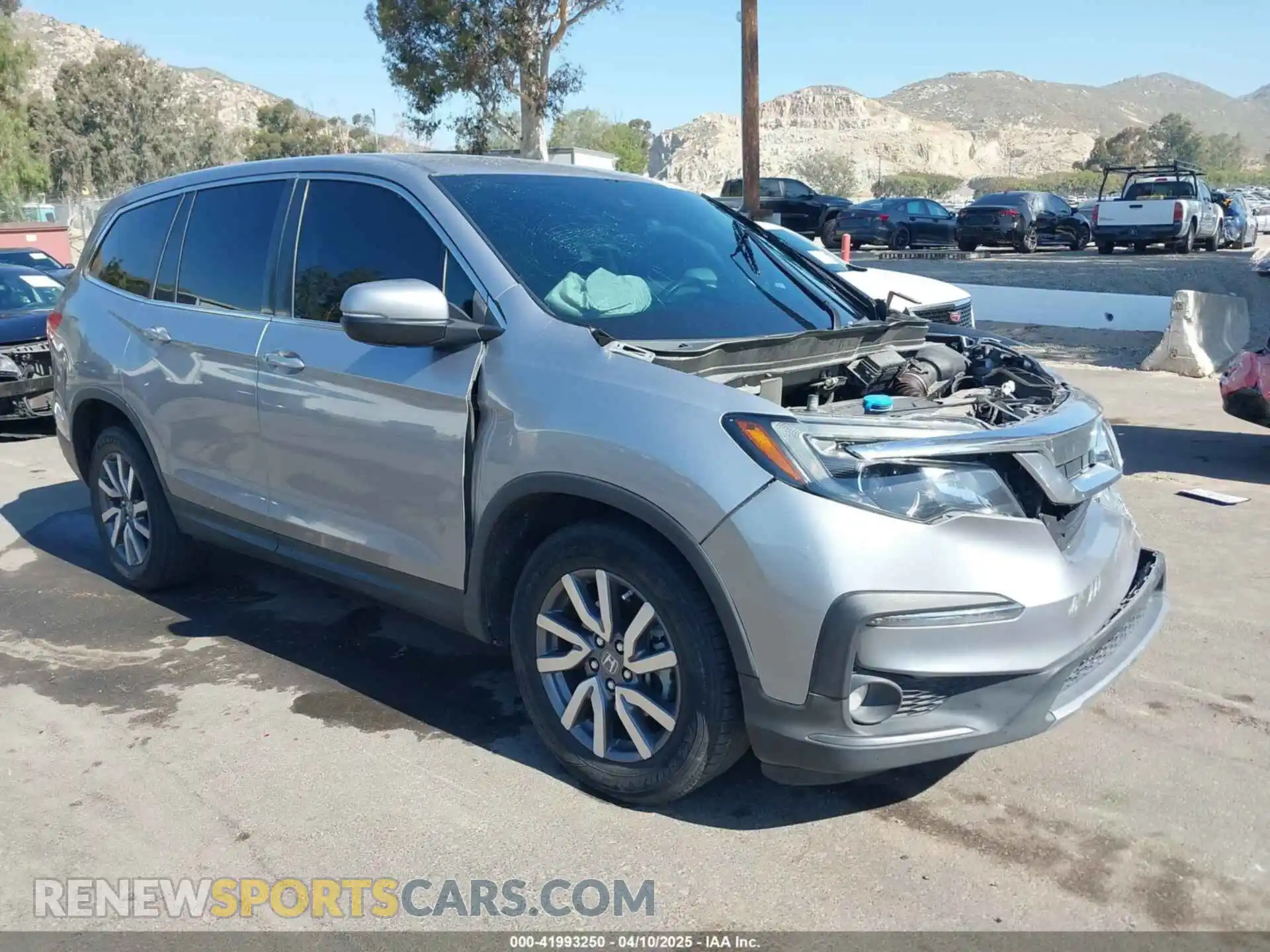 1 Photograph of a damaged car 5FNYF5H38KB027240 HONDA PILOT 2019