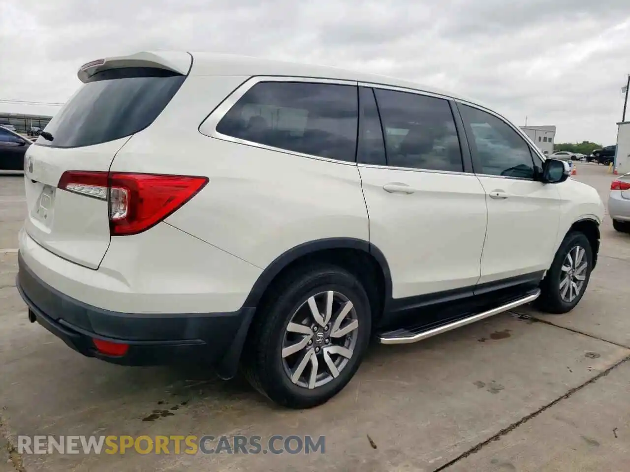 3 Photograph of a damaged car 5FNYF5H38KB029120 HONDA PILOT 2019