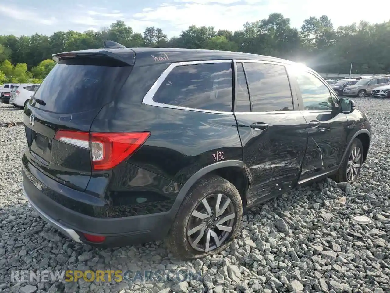 3 Photograph of a damaged car 5FNYF5H53KB043959 HONDA PILOT 2019