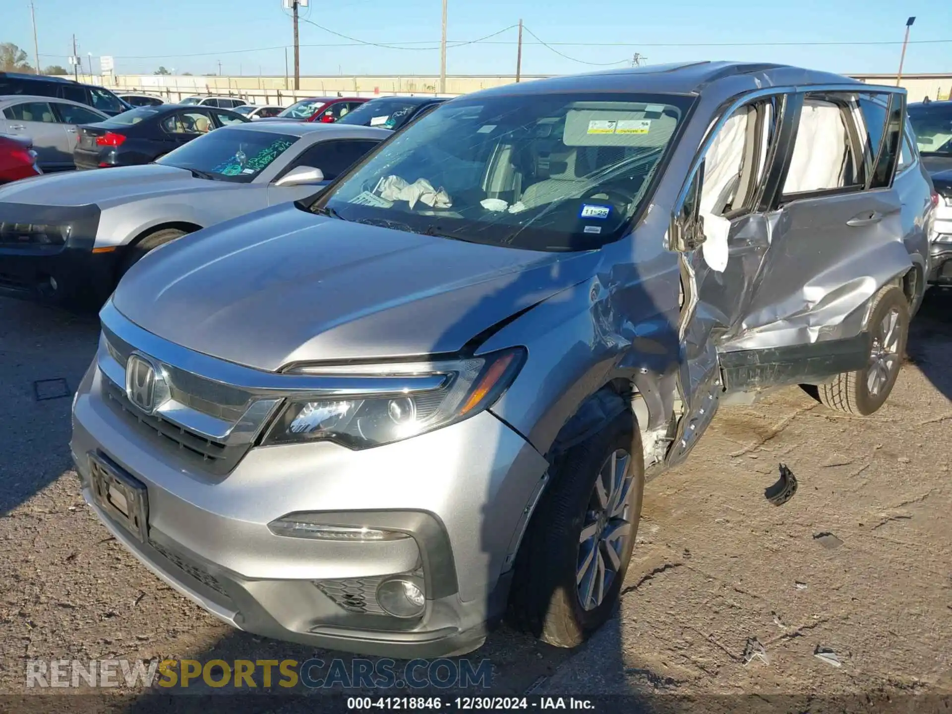 2 Photograph of a damaged car 5FNYF5H55KB044529 HONDA PILOT 2019