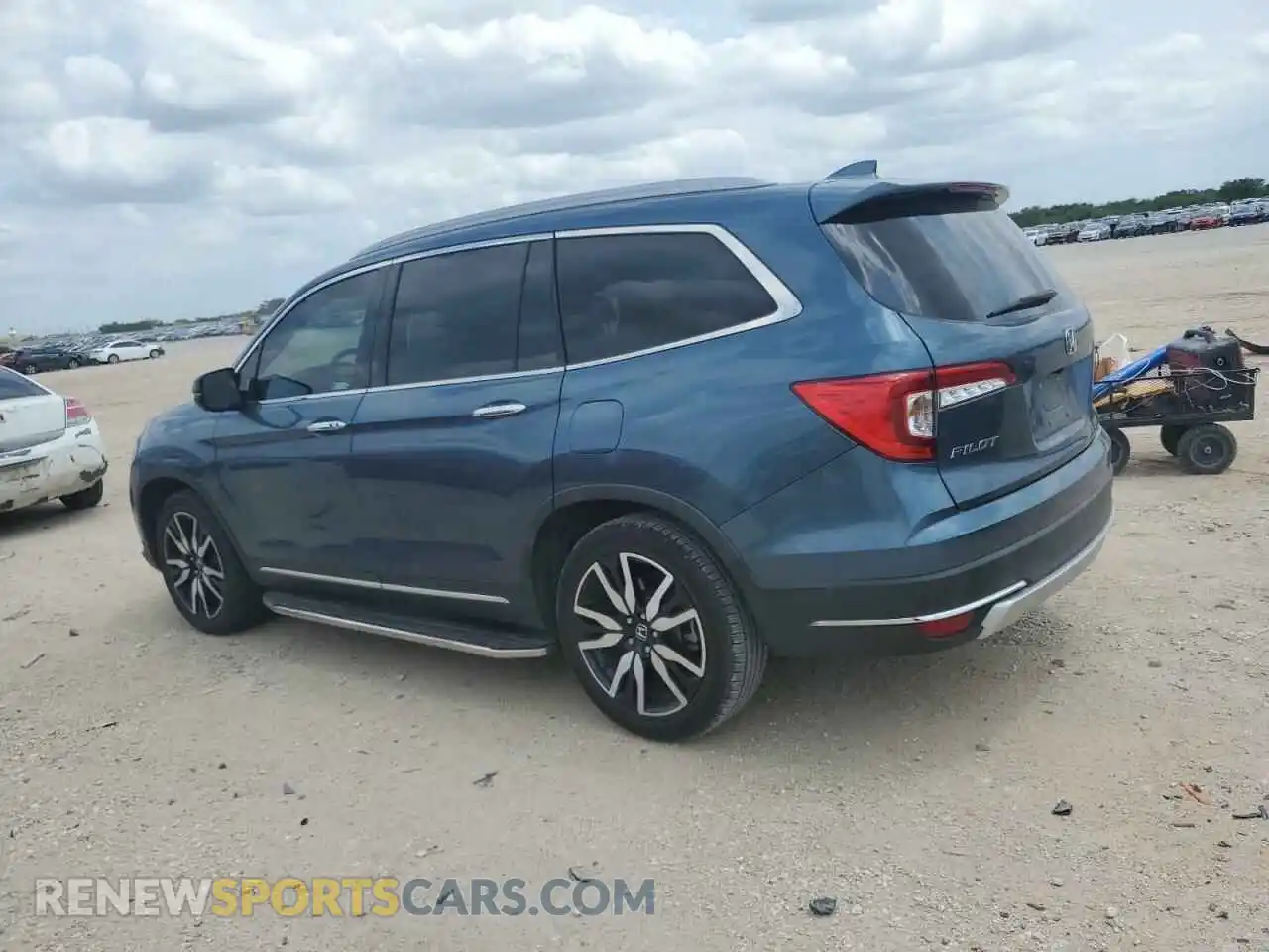 2 Photograph of a damaged car 5FNYF5H63KB037250 HONDA PILOT 2019