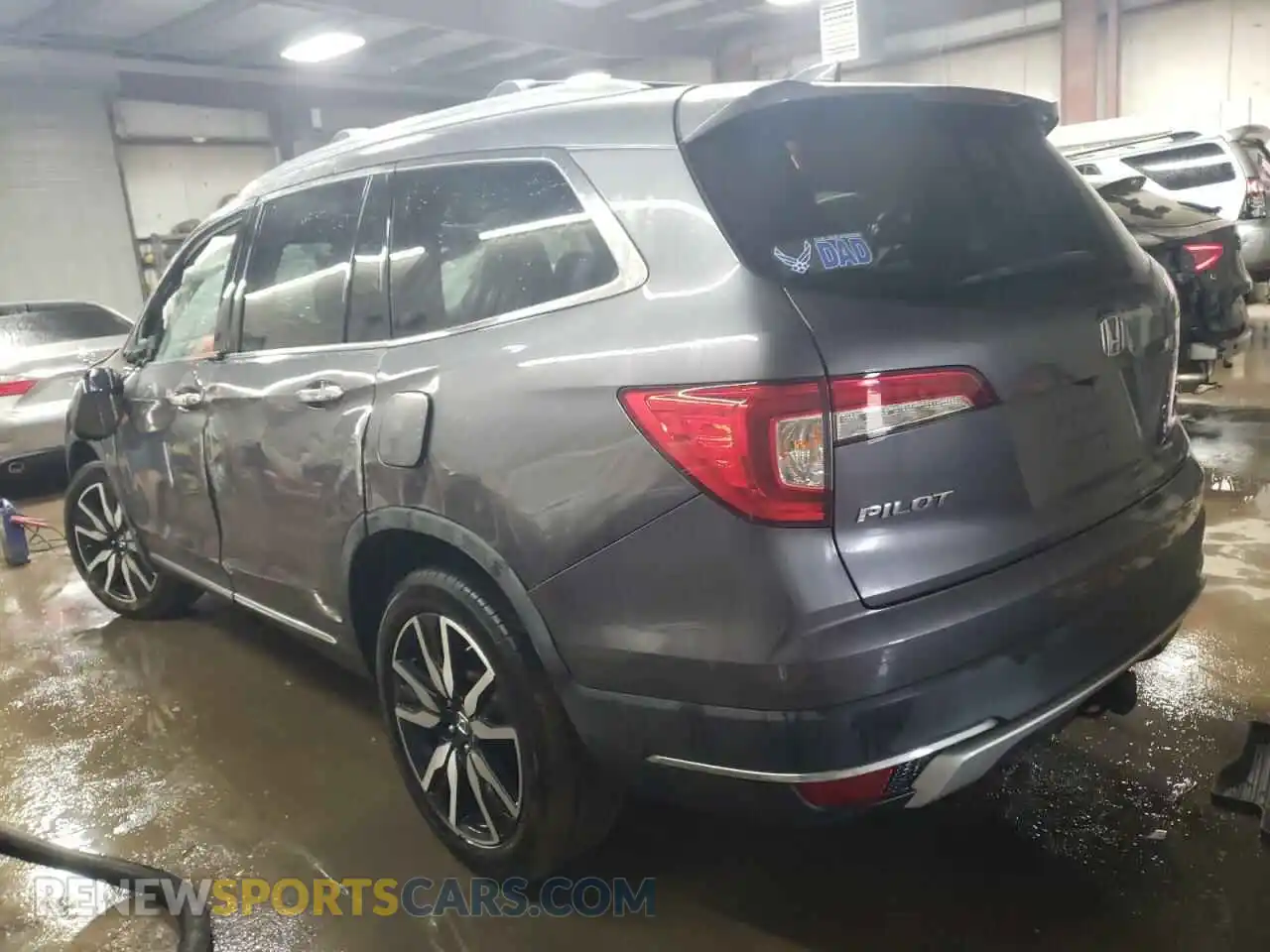 2 Photograph of a damaged car 5FNYF6H00KB020956 HONDA PILOT 2019