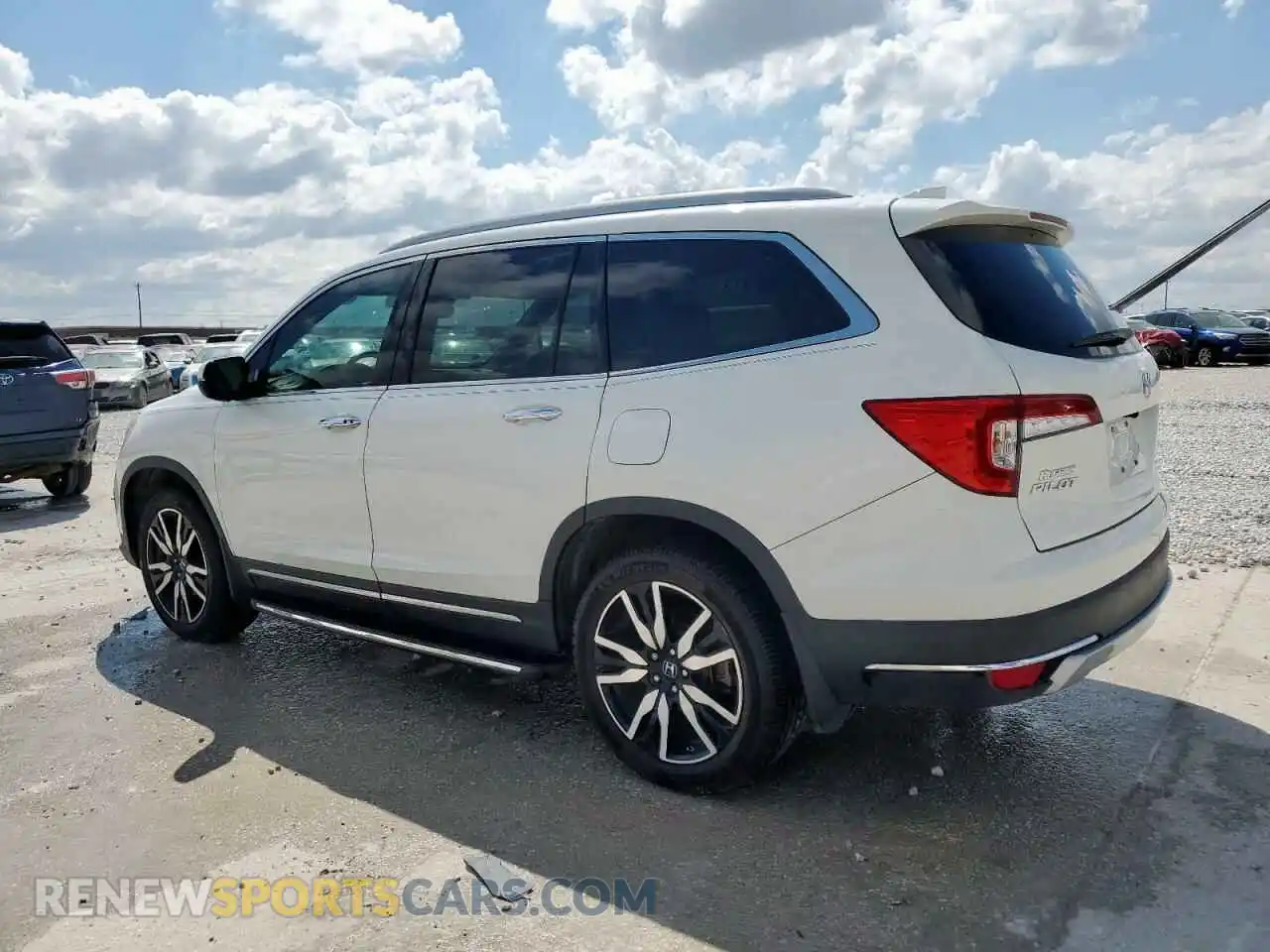 2 Photograph of a damaged car 5FNYF6H02KB064067 HONDA PILOT 2019