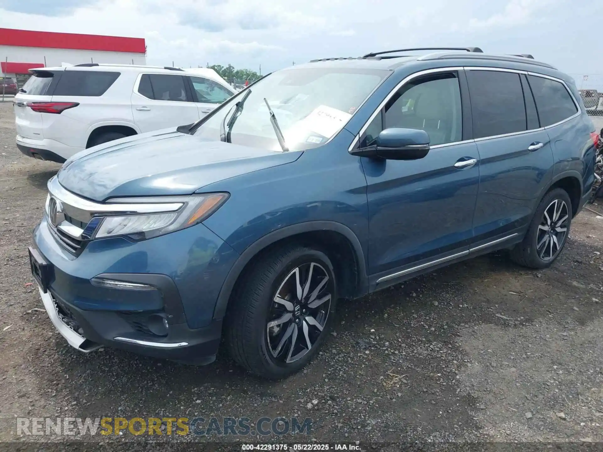 2 Photograph of a damaged car 5FNYF6H06KB005457 HONDA PILOT 2019