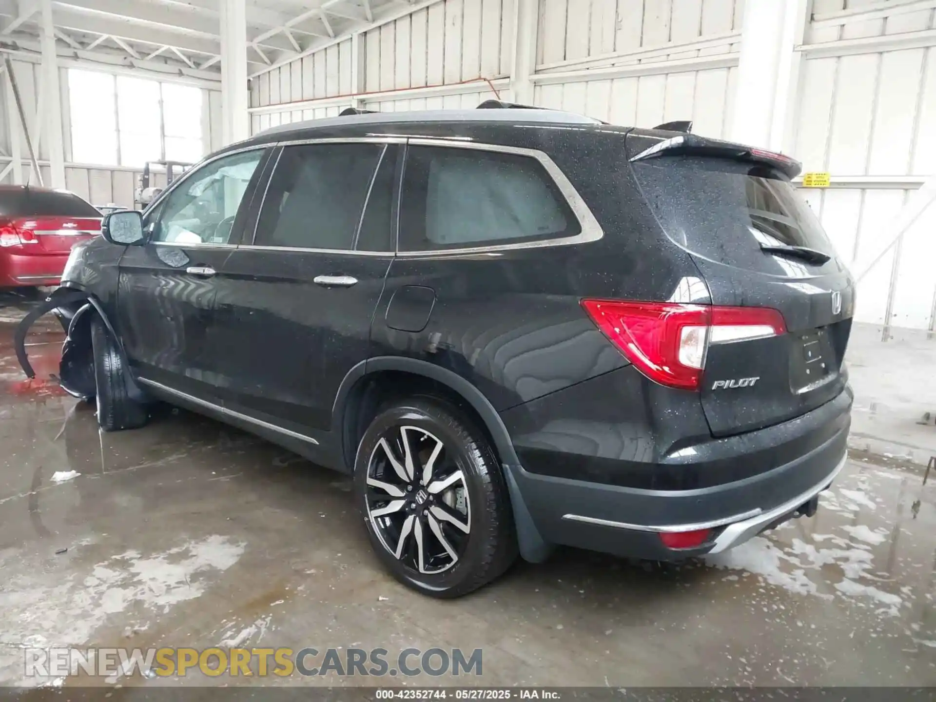 3 Photograph of a damaged car 5FNYF6H08KB004312 HONDA PILOT 2019