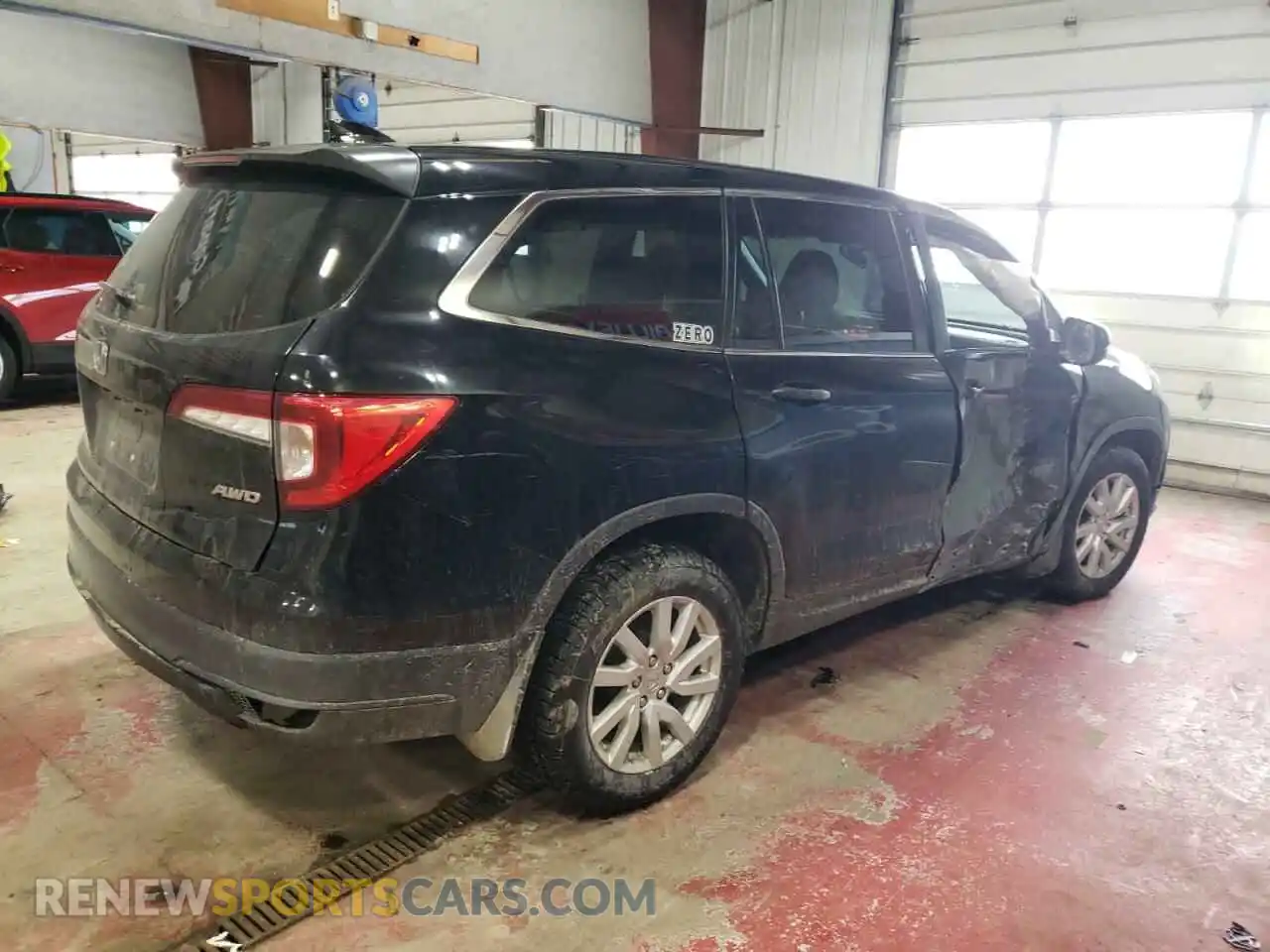 3 Photograph of a damaged car 5FNYF6H10KB032288 HONDA PILOT 2019