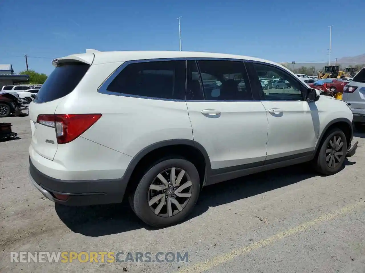 3 Photograph of a damaged car 5FNYF6H32KB050440 HONDA PILOT 2019