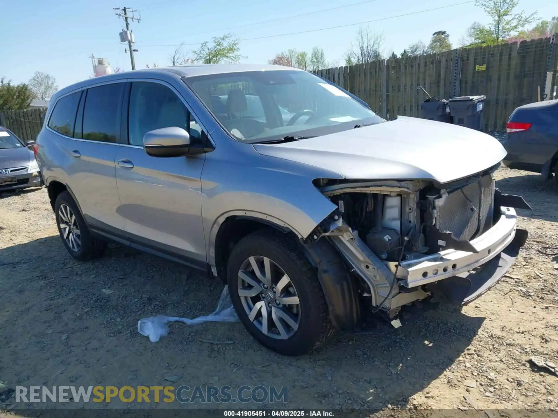 1 Photograph of a damaged car 5FNYF6H51KB093099 HONDA PILOT 2019