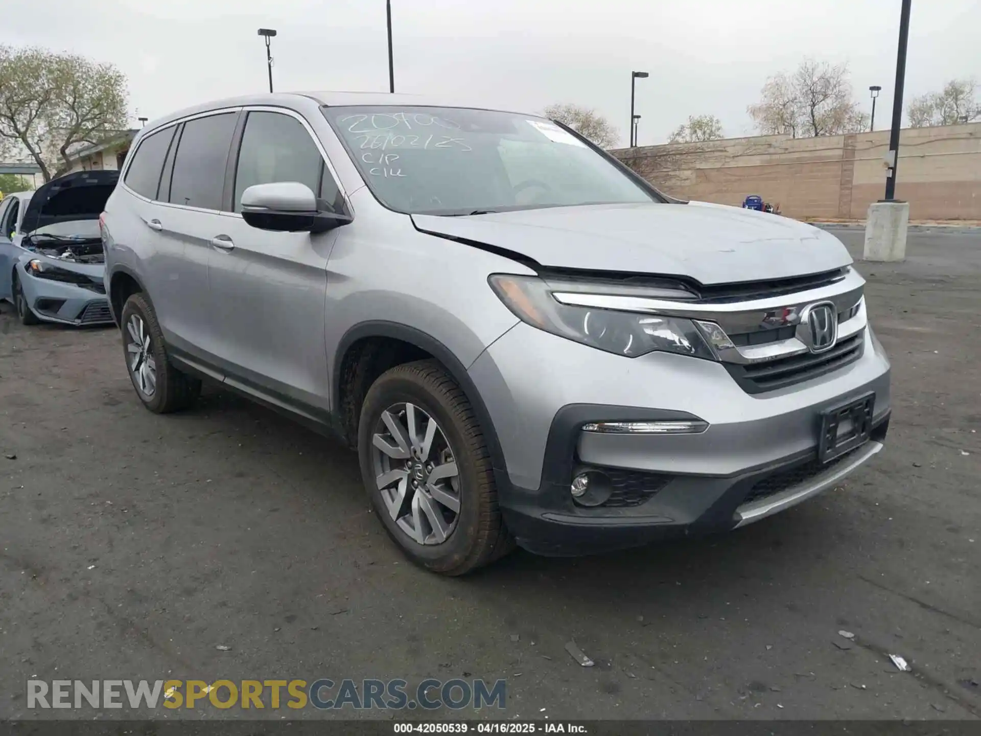 1 Photograph of a damaged car 5FNYF6H54KB055687 HONDA PILOT 2019
