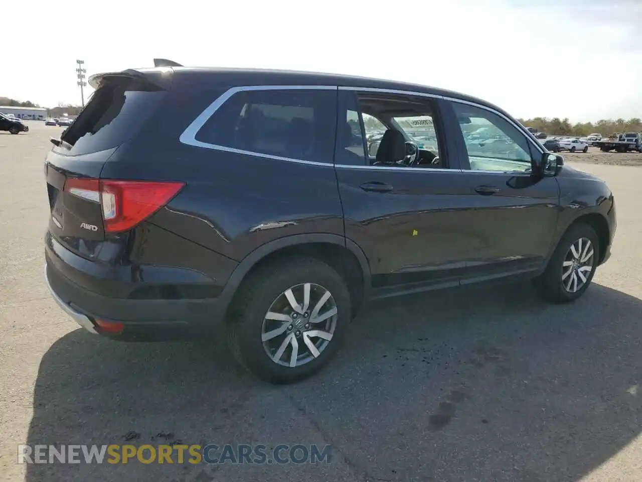 3 Photograph of a damaged car 5FNYF6H54KB100966 HONDA PILOT 2019