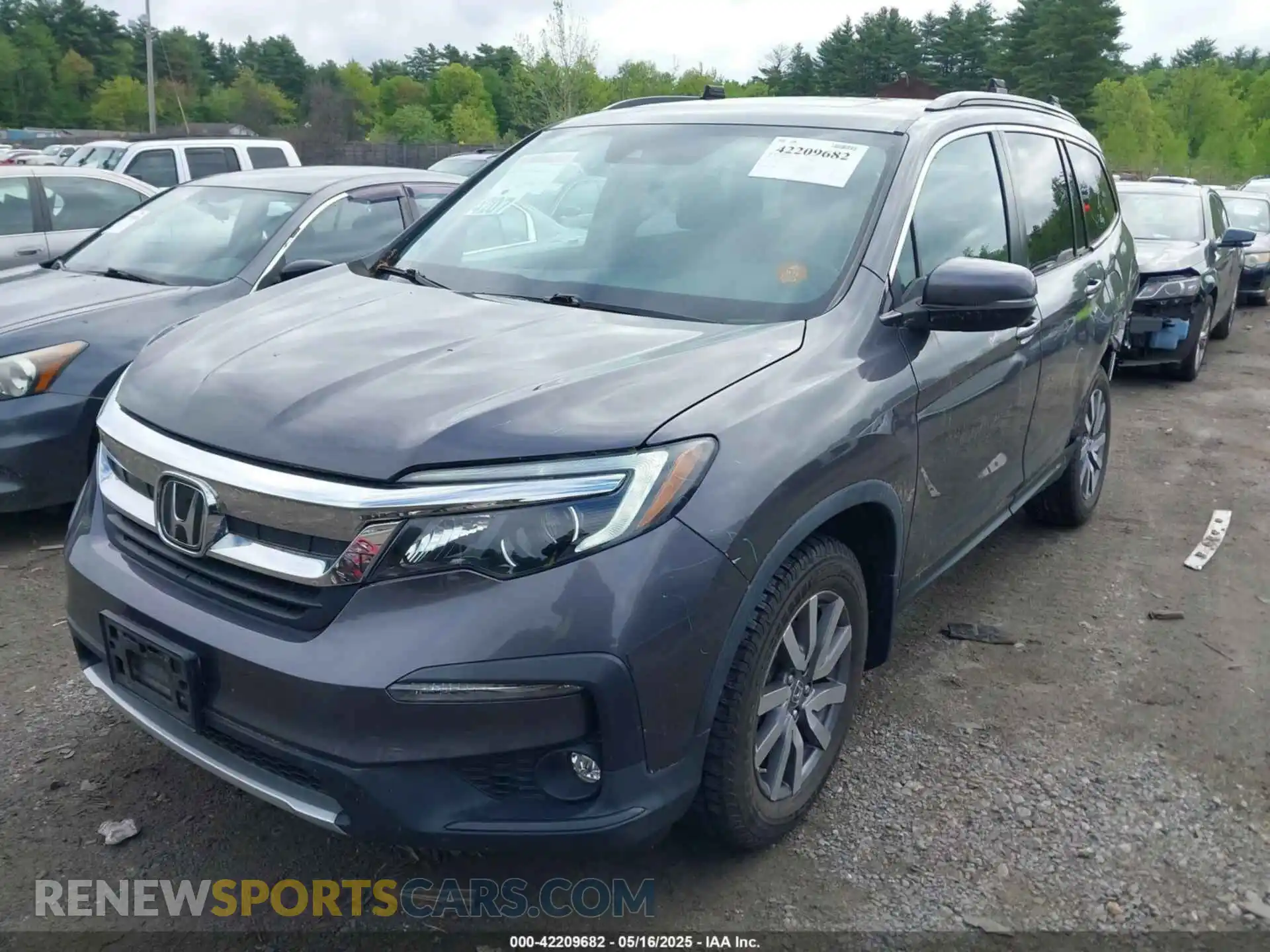 2 Photograph of a damaged car 5FNYF6H55KB010807 HONDA PILOT 2019