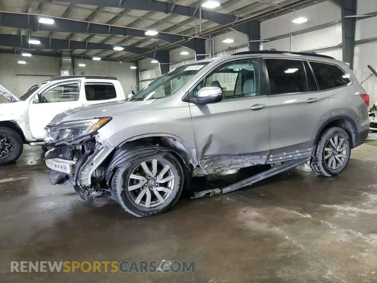 1 Фотография поврежденного автомобиля 5FNYF6H55KB068996 HONDA PILOT 2019