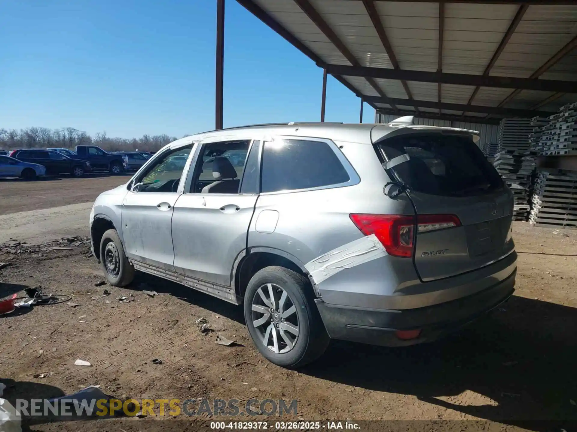 3 Photograph of a damaged car 5FNYF6H56KB091932 HONDA PILOT 2019
