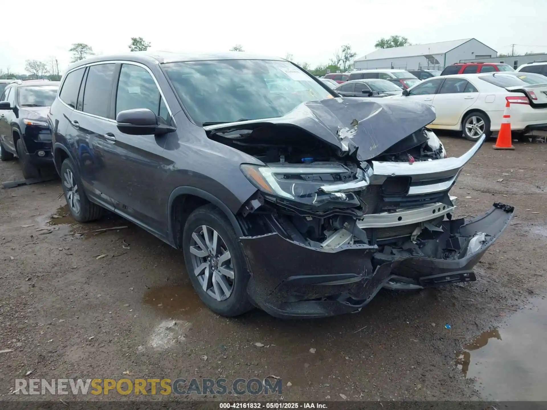 1 Photograph of a damaged car 5FNYF6H57KB053786 HONDA PILOT 2019
